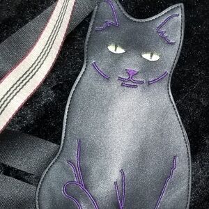 Novelty Black Cat sling back bag